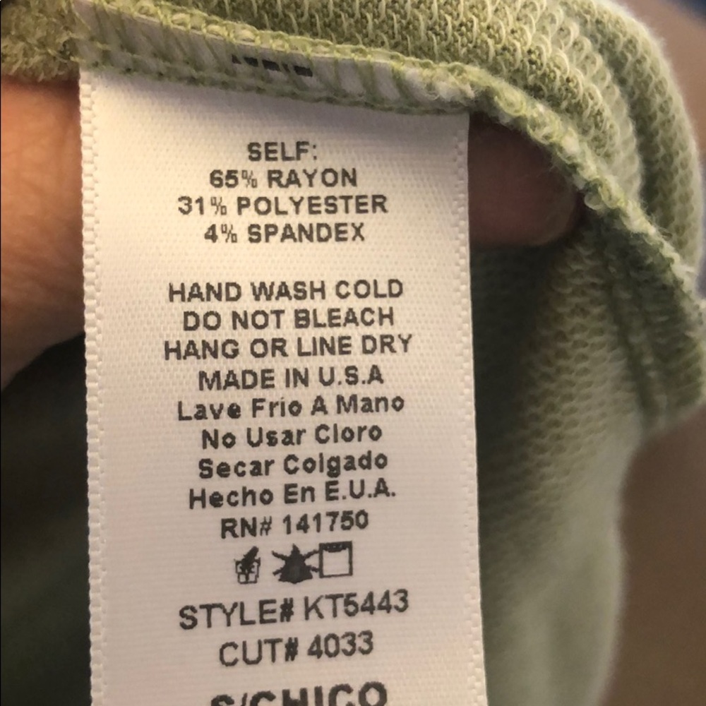 NEW short sleeve scoop neck sage green top - Picture 8 of 8